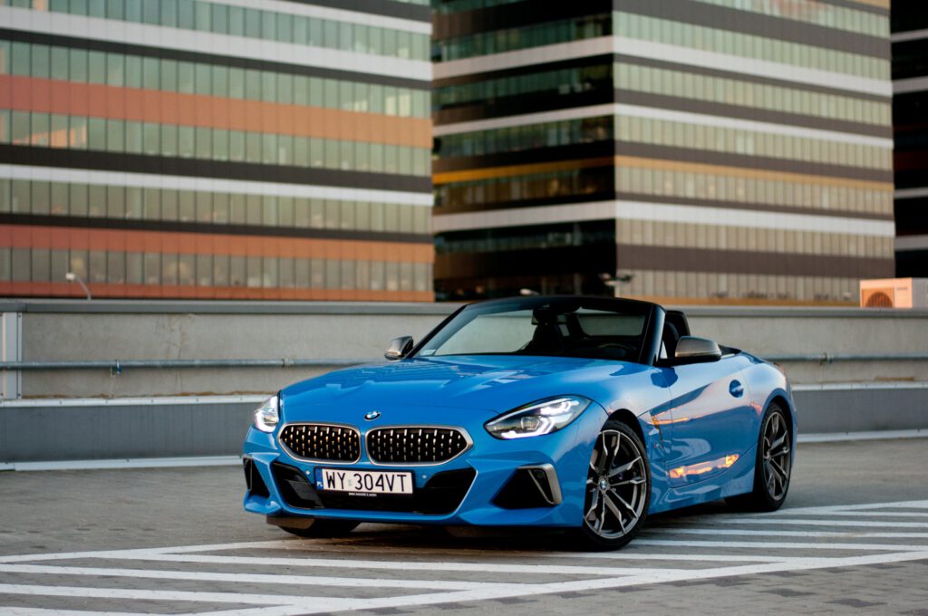 Przy opracowywaniu konstrukcji nowej generacji modelu Z4, BMW weszło we współpracę z Toyotą.