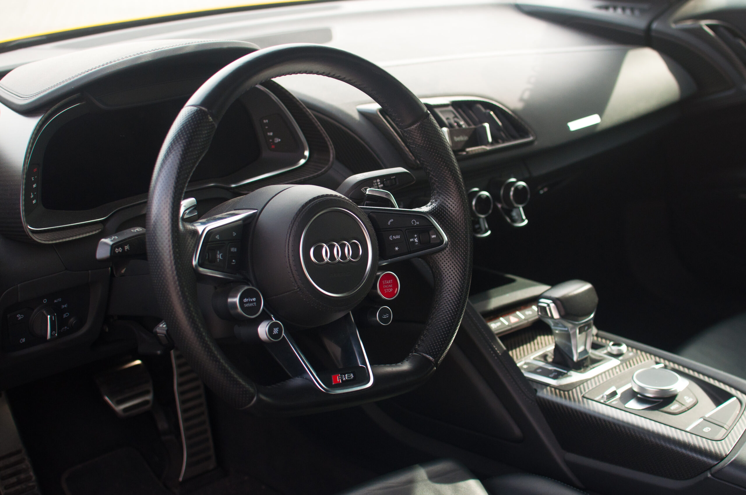 Audi R8 V10 Plus B3 Tour - wnętrze